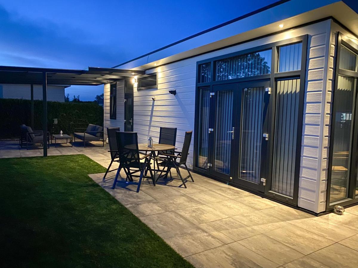 Holiday home Luxchalet #vaju Lathum# Am See, Strand, Pool, Nationalpark Lathum