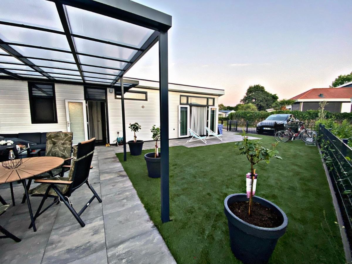 Holiday home Luxchalet #vaju Lathum# Am See, Strand, Pool, Nationalpark *