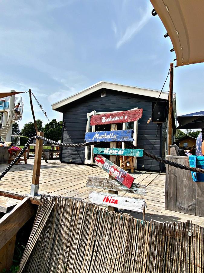 Holiday home Luxchalet #vaju Lathum# Am See, Strand, Pool, Nationalpark Lathum